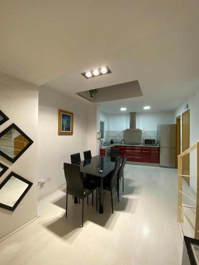 Luxury Complete Building In The Heart Of Sevilla Buitenkant foto